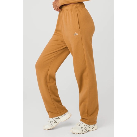 Alo Yoga Accolade Straight Leg Sweatpant Toffee XS - Picture 8 of 16